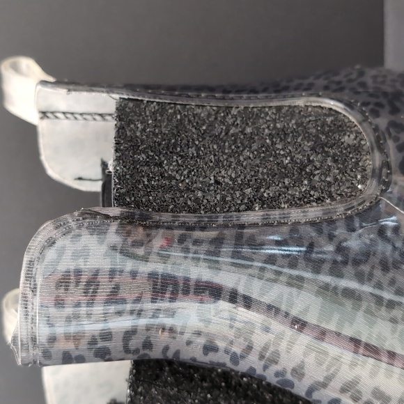 Skechers Women's Gray/Black All Over Glitter Puddler Rain Boots,Size 10. - Picture 2 of 7